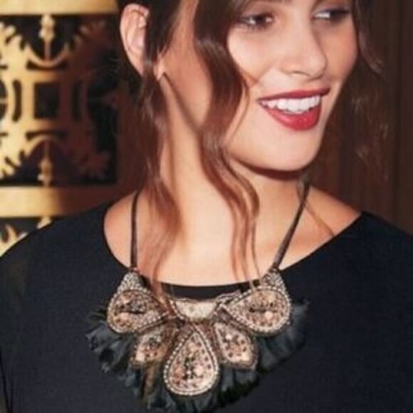 Stella & Dot Constantine Feather Necklace Black - Picture 1 of 12